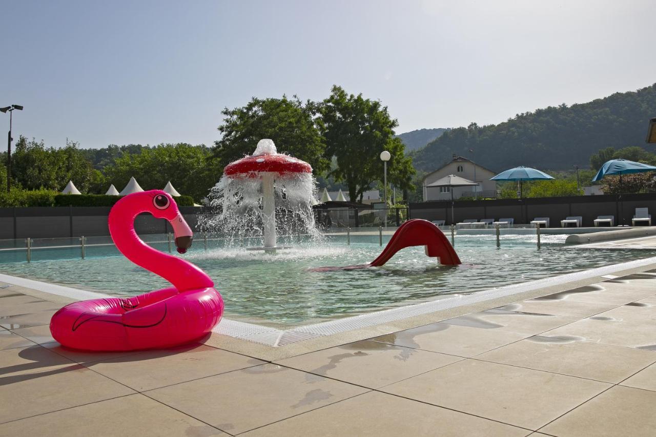 Camping Du Lac Foix Exterior photo