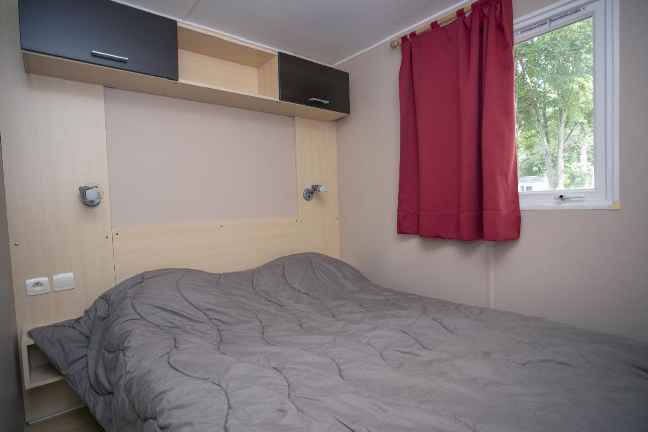 Camping Du Lac Foix Exterior photo